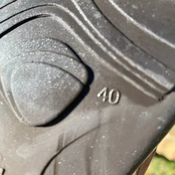 Naot Culture Brown Burnished Leather 3 Strap Mary Jane Bootie Pump Shoe - Picture 3 of 4